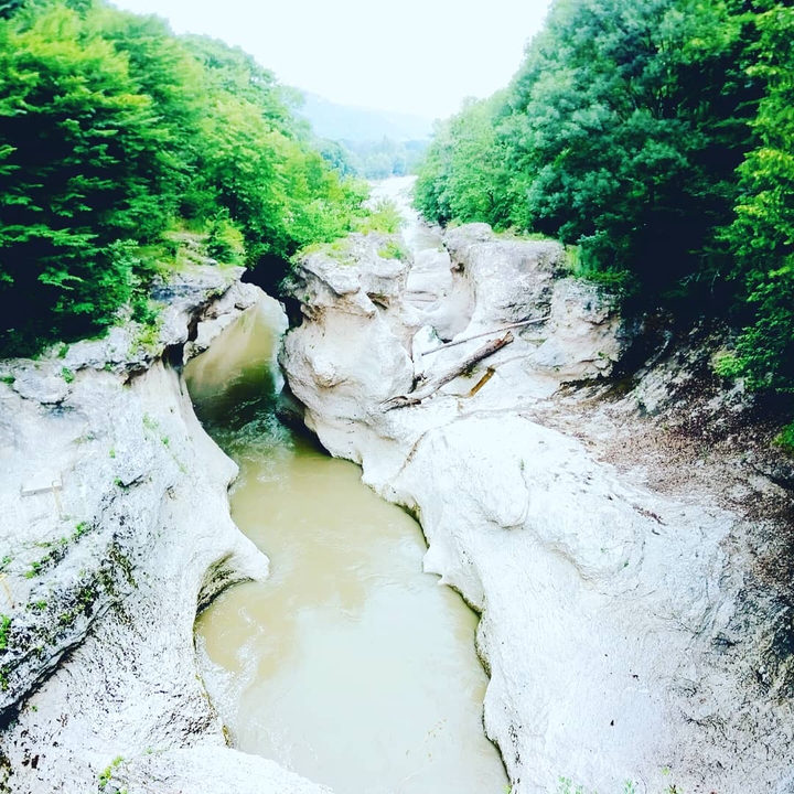 Горная река.