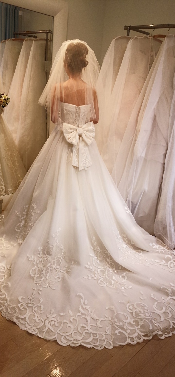 wedding dress