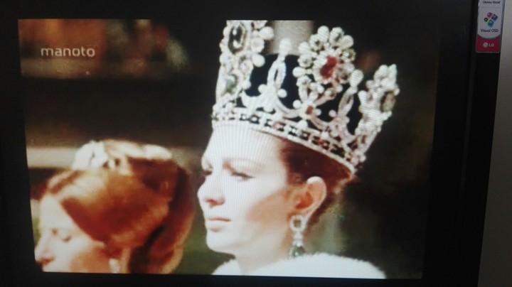 farah pahlavi