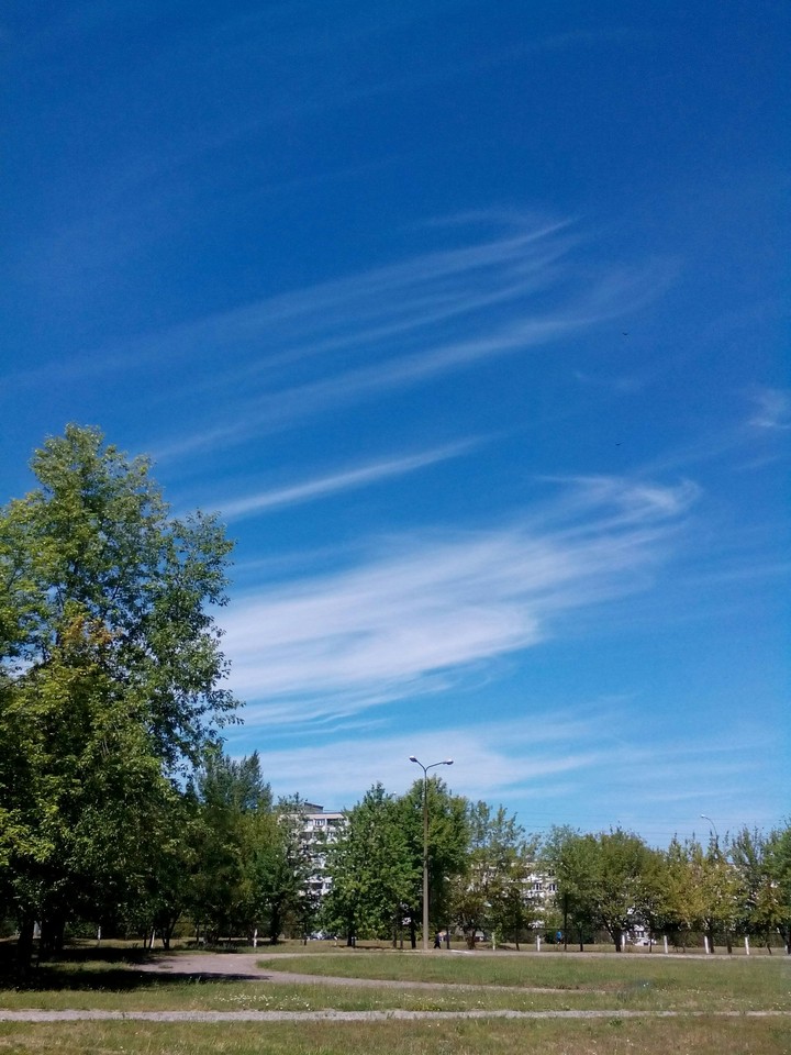 небо
