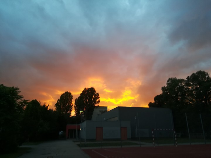 Sun goes down.
