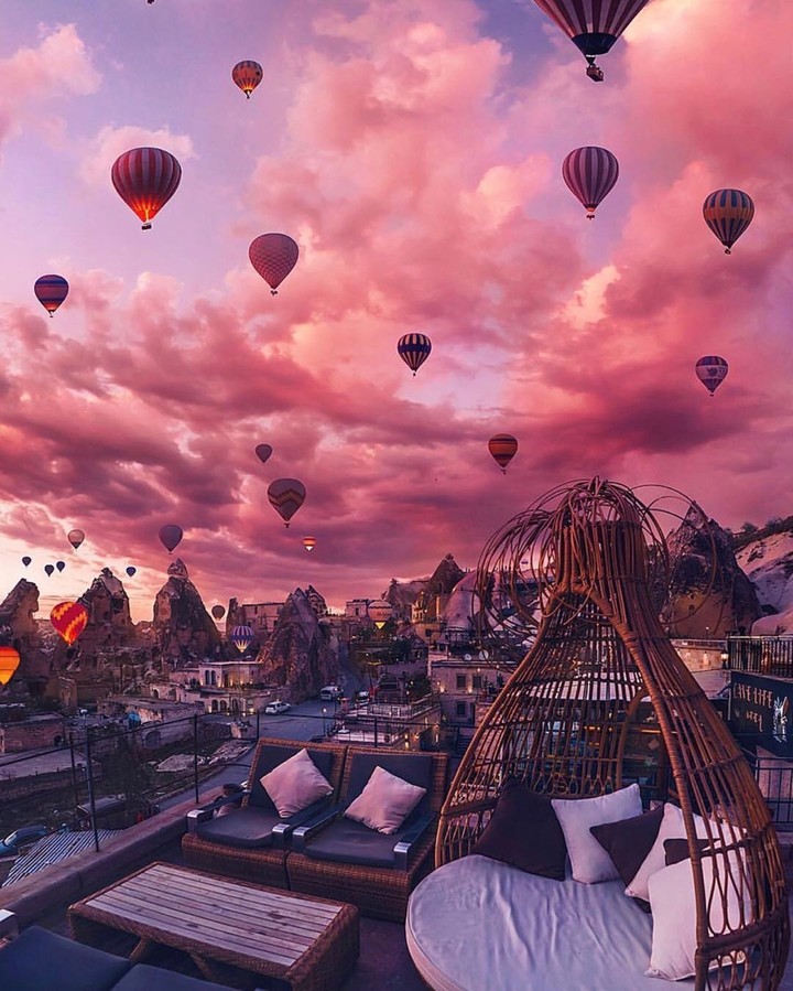 sky balloons