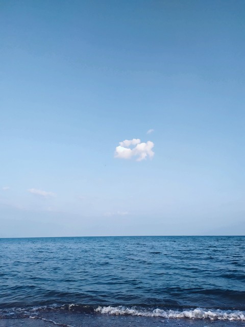 lonely cloud