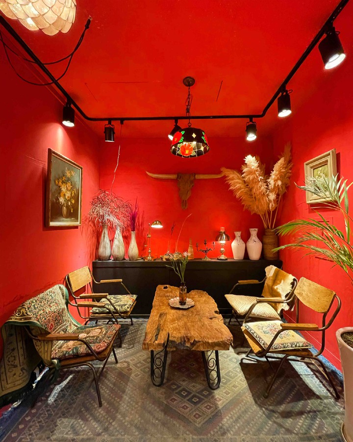 red room