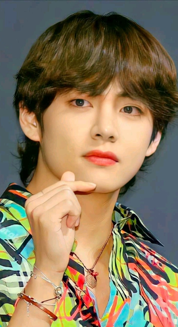 cute v