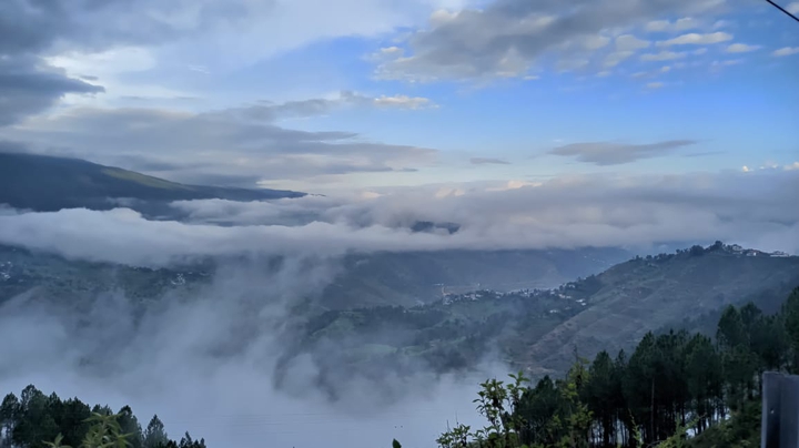 9th cloud of happiness