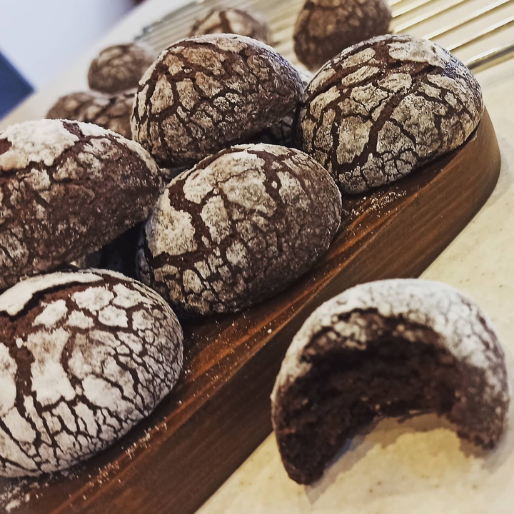chocolate cookies
