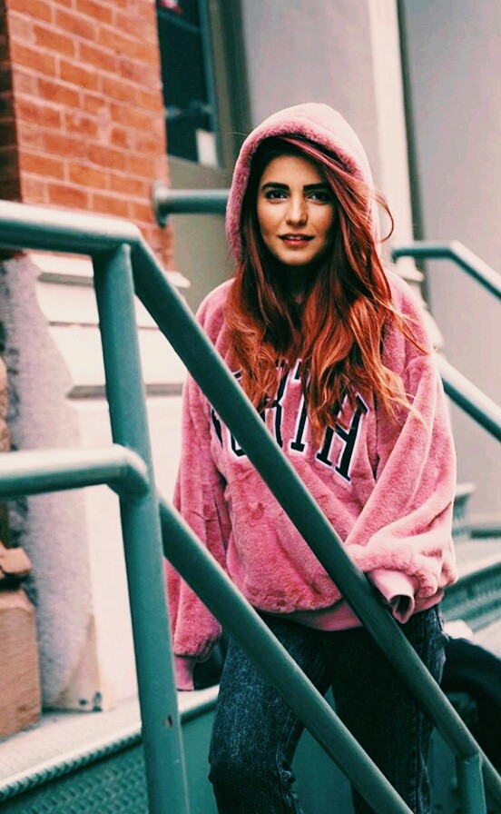momina mustehsin