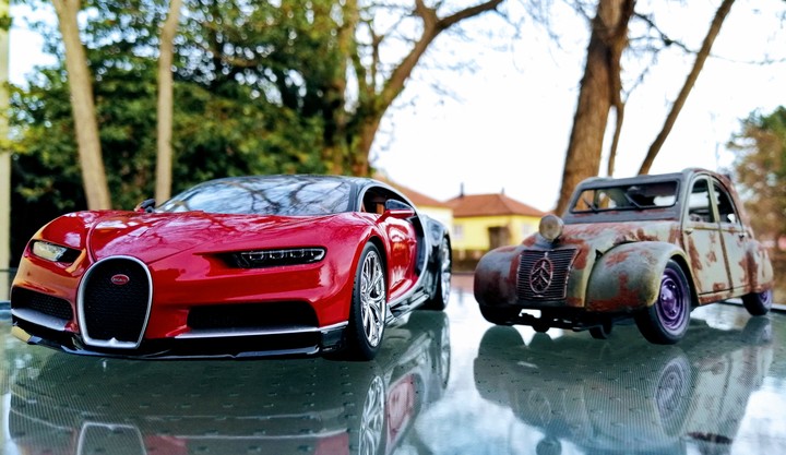 Bugatti chiron & 2cv cyclope rat's rod