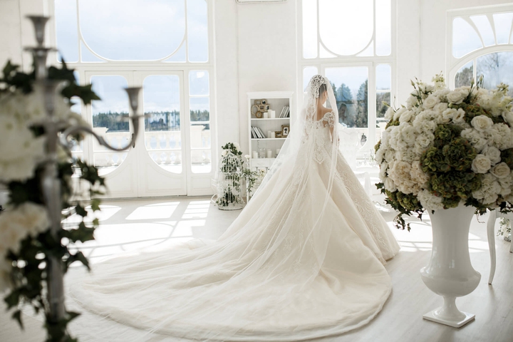 She's waiting. The most excited day in a life! ✨