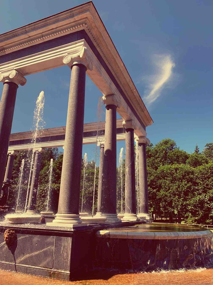 Petergof’s fountain
