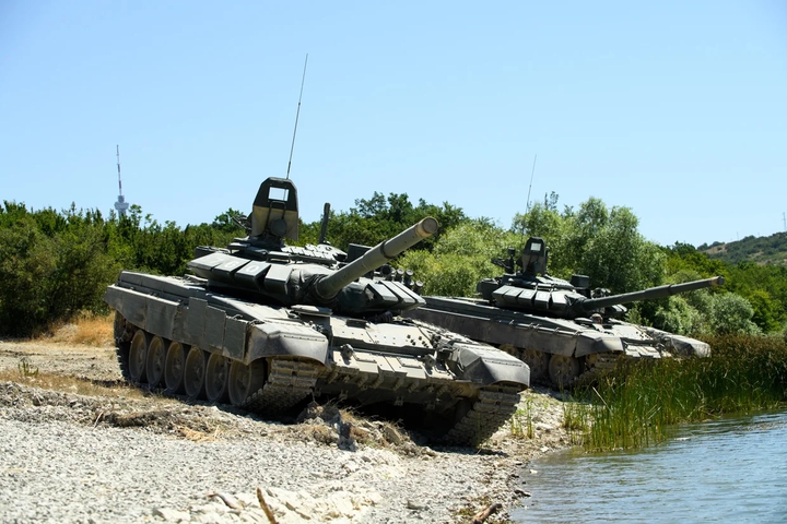 t 72