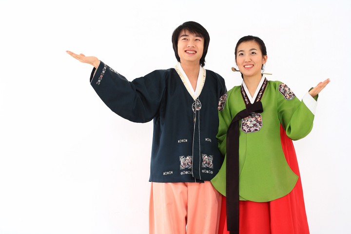 Couple in Korean Dress I