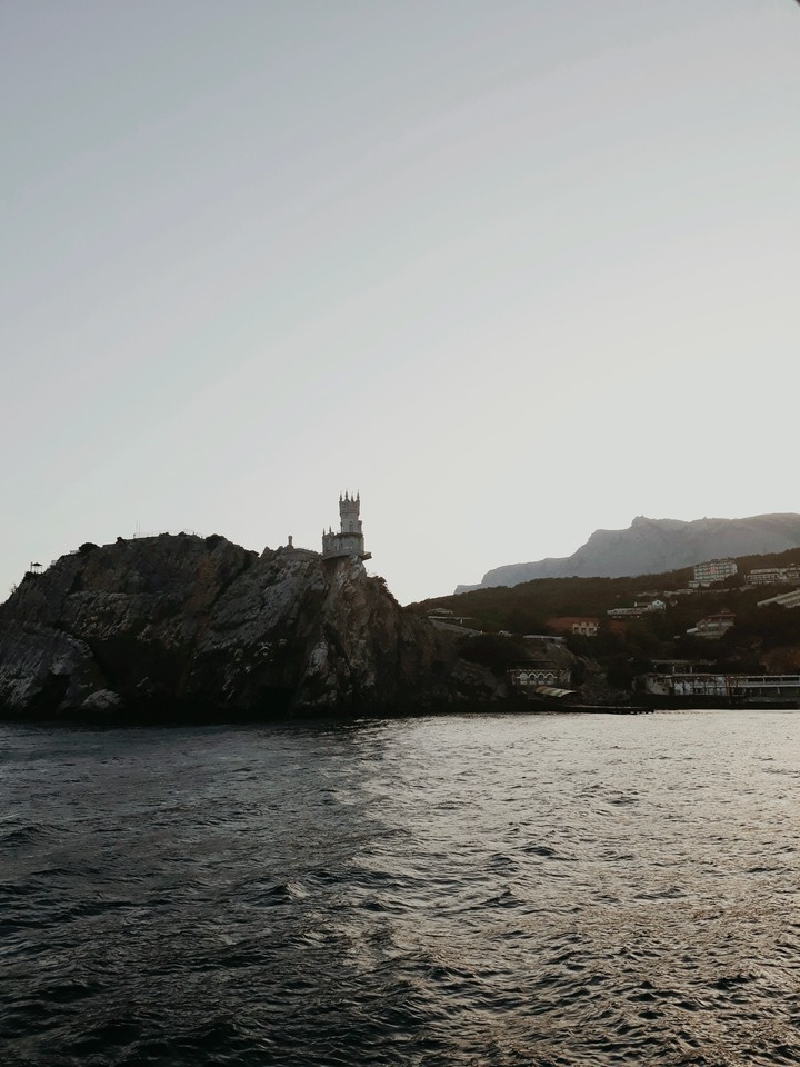 Castle&Sea