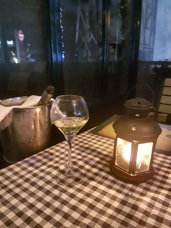 Champagne and lights