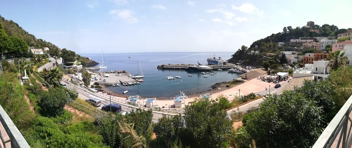 Ustica...
