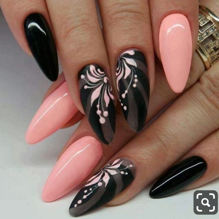 nails