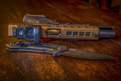 Custom Glock with Knife