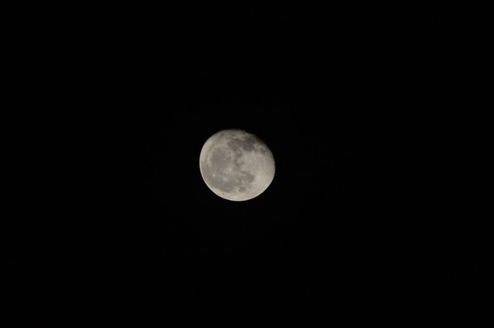 moon clock
