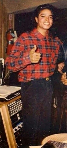 MJ