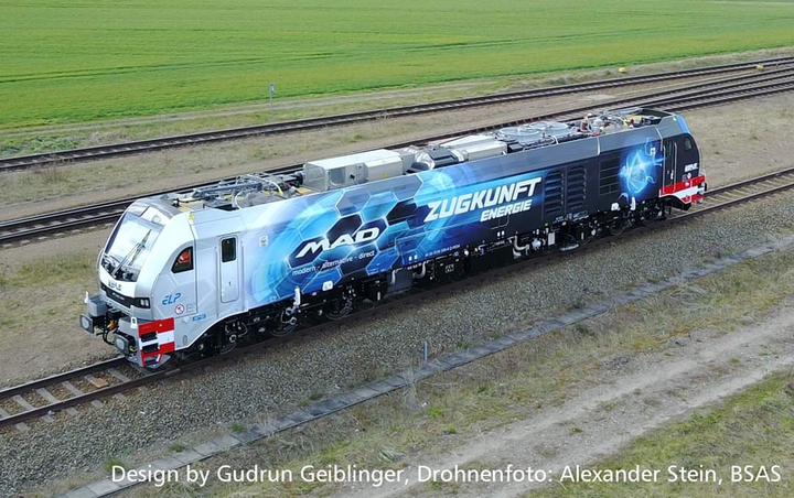 Mozdony/Locomotive/Locomotora