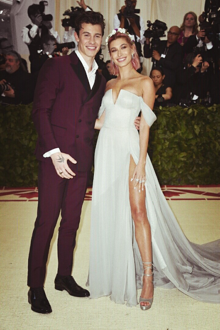 Shawn Mendes and Hailey Baldwin