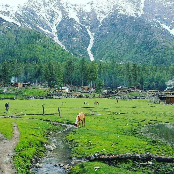 explore the beauty of Pakistan