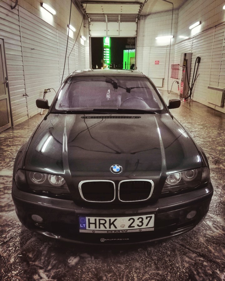 e46