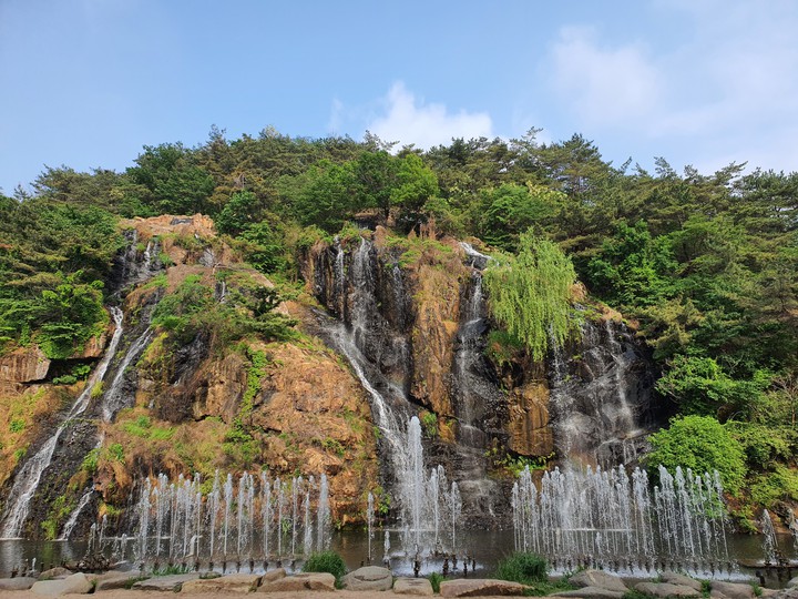 홍제천 폭포