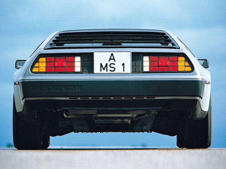 delorean dmc 12