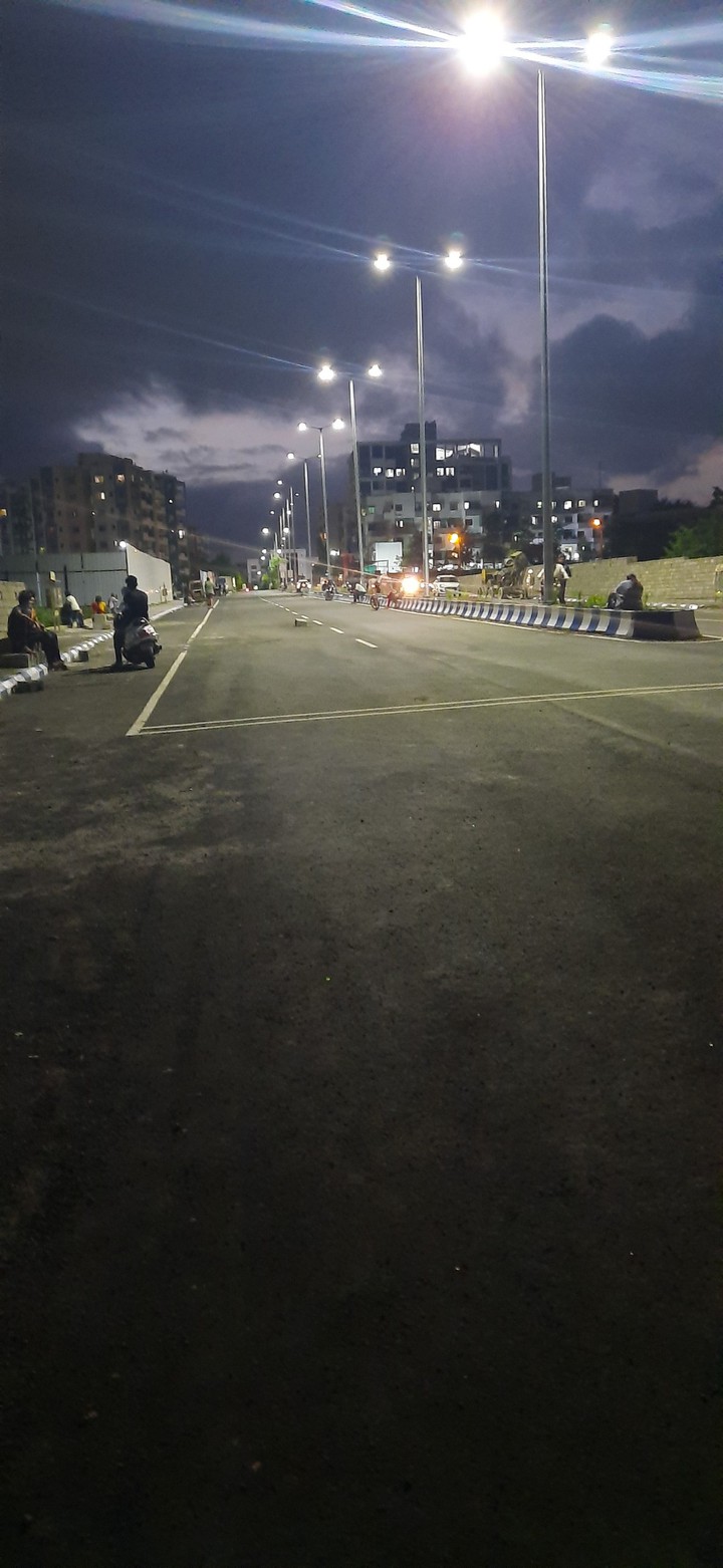 night photography click by mobile