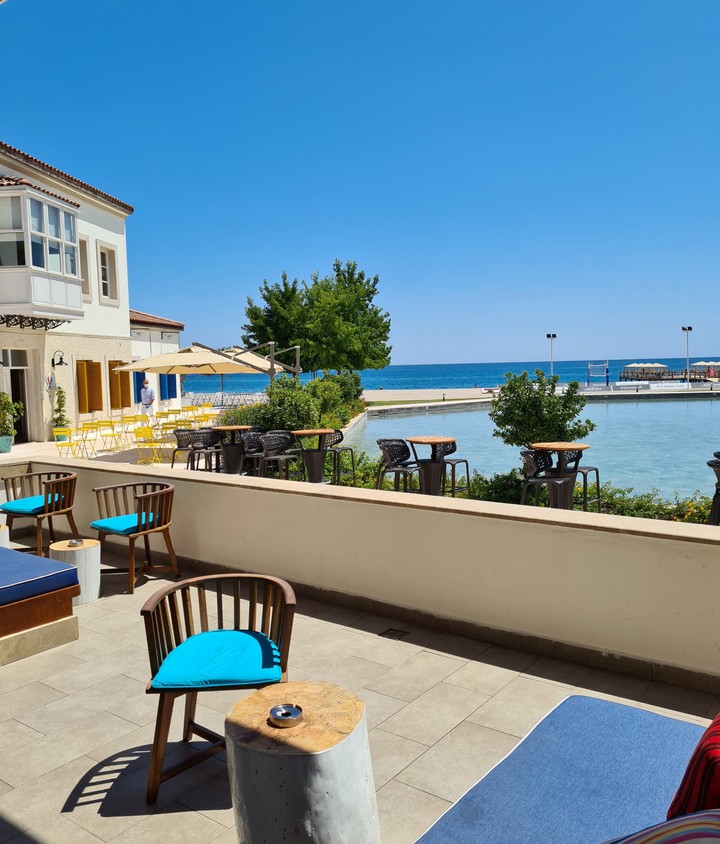 summer cafe