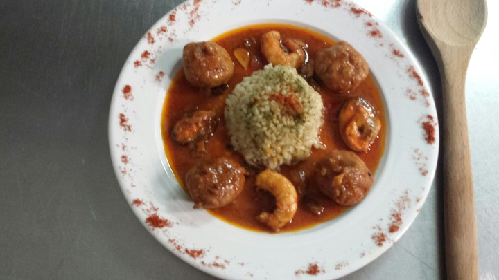 octopus bolls in mariner sauce