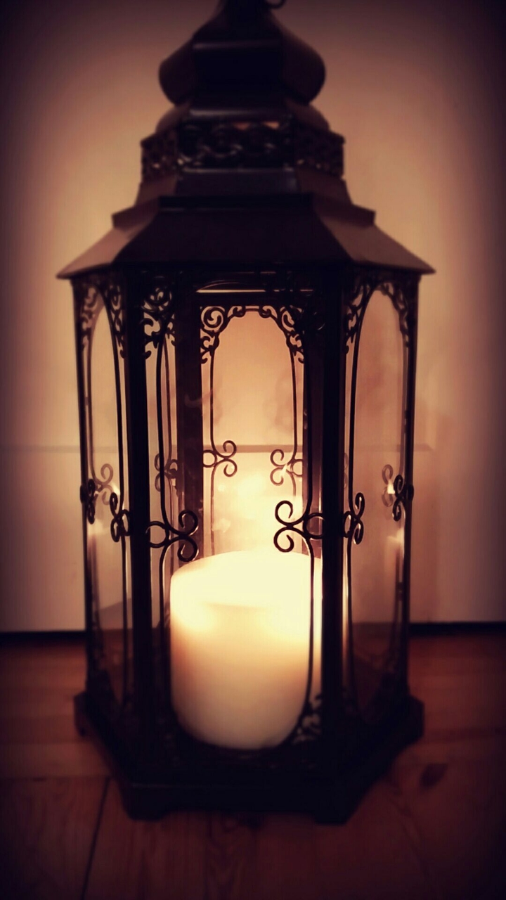 The light t in the dark