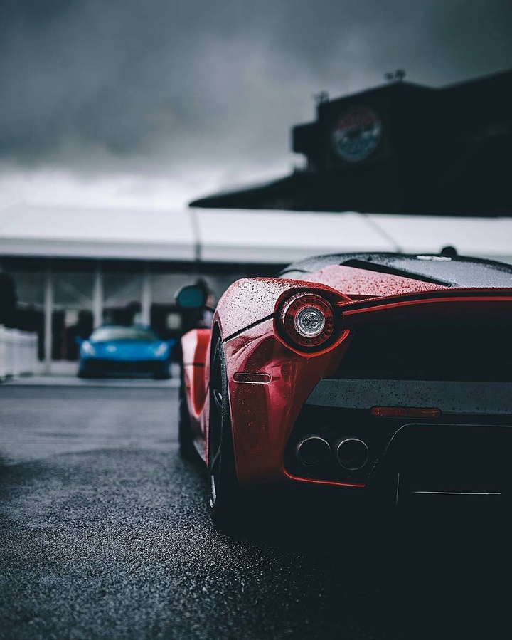 Ferrari LaFerrari.