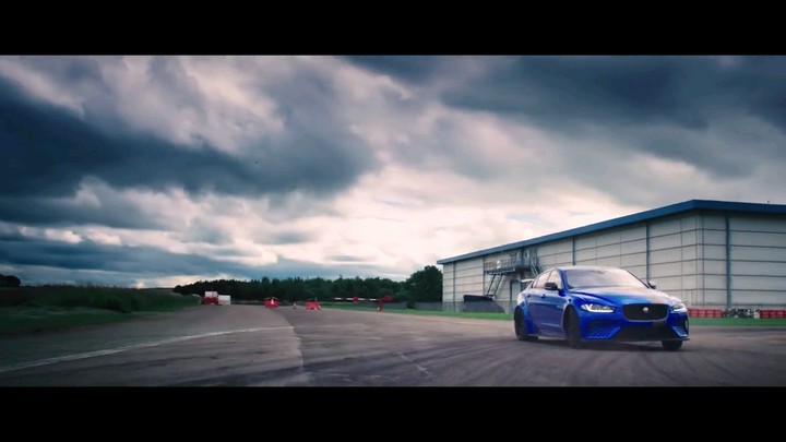 Jaguar XE SV Prototype