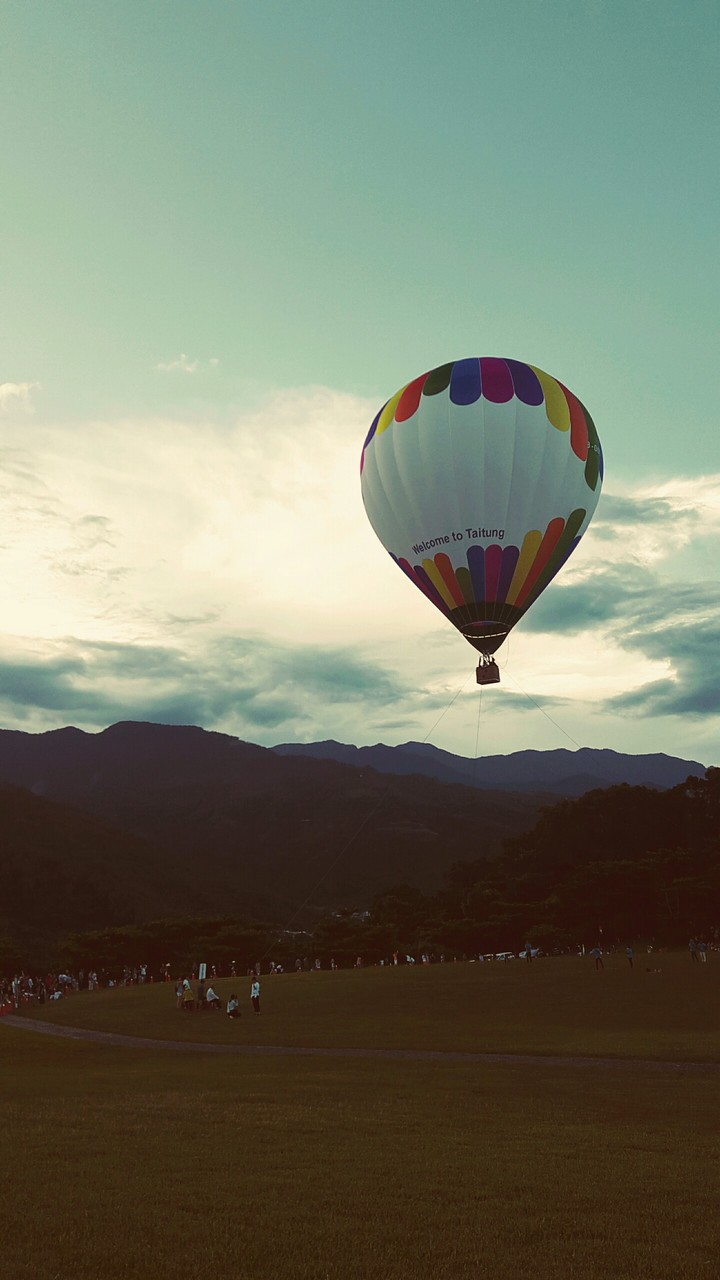 hot air balloon