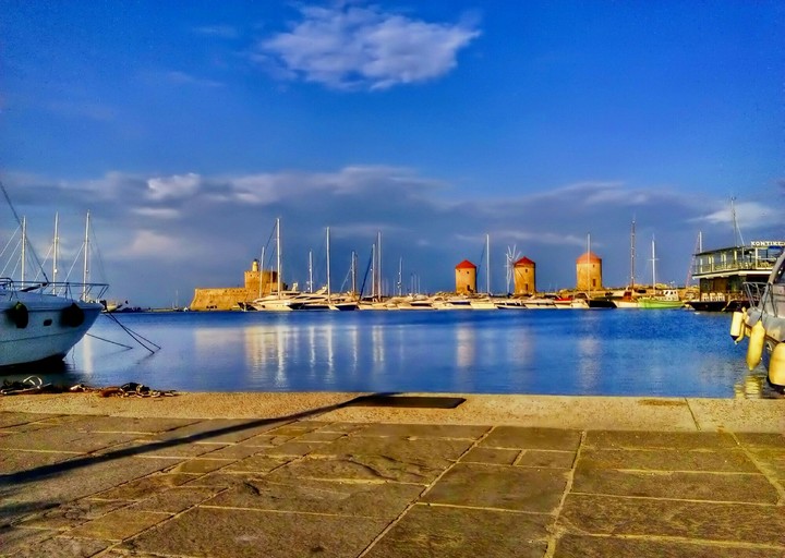 Lovely azure sights