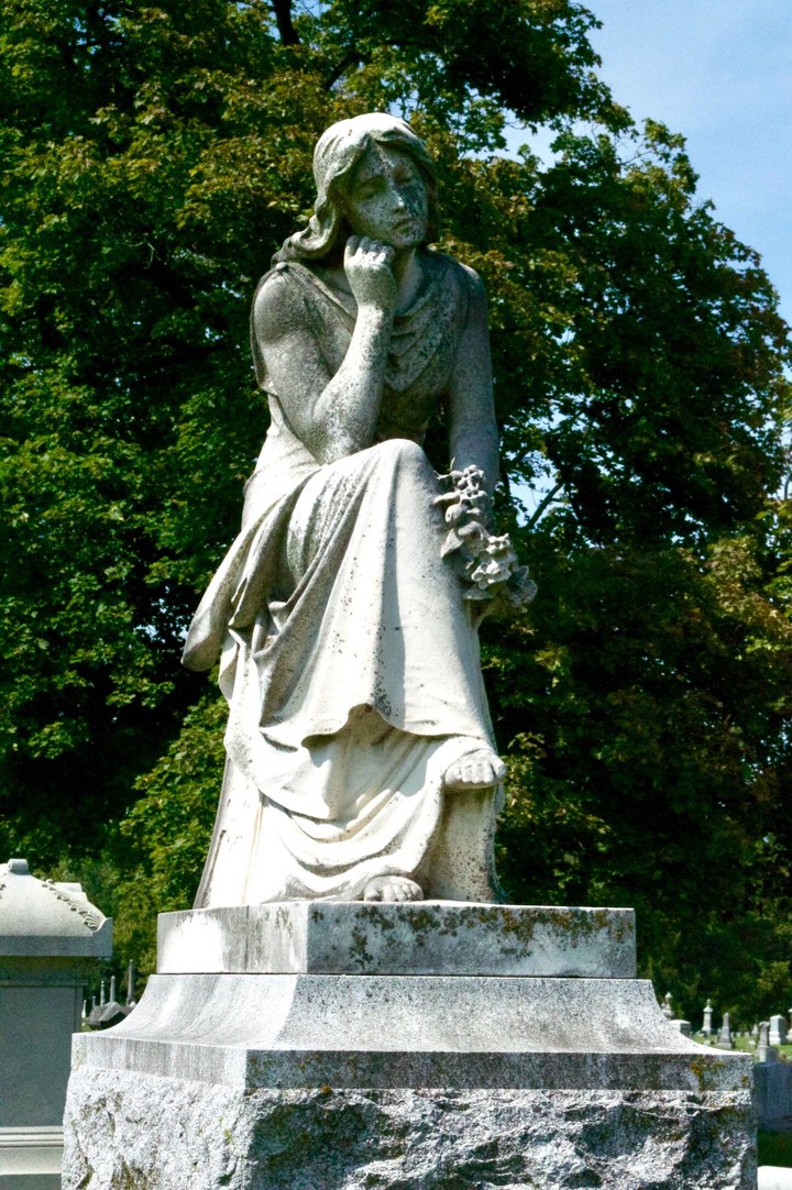 Weeping Statue