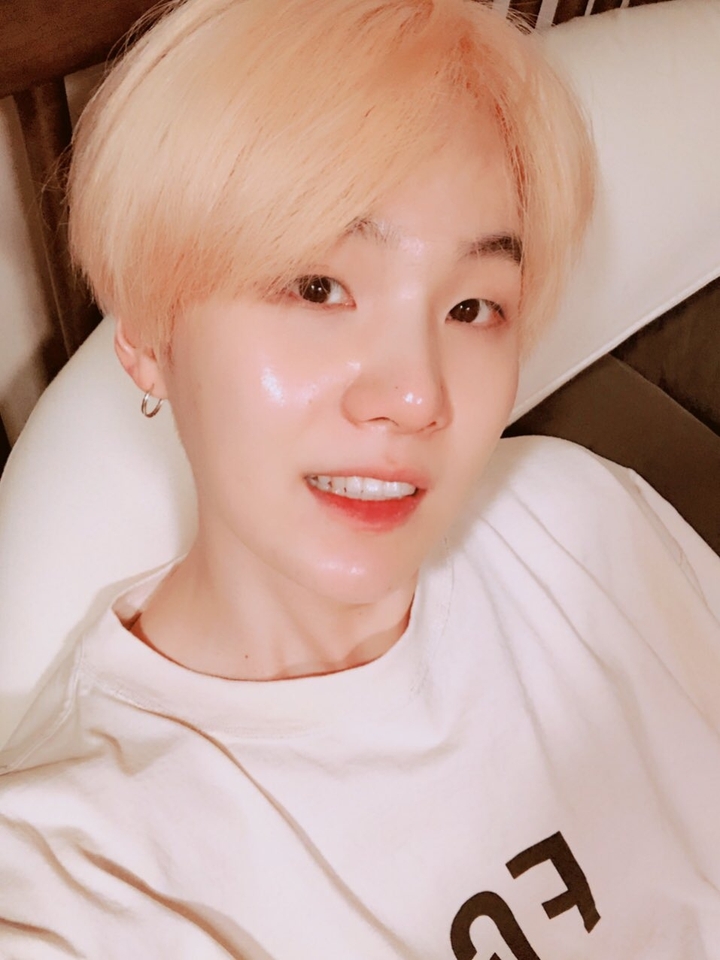 HAPPY YOONGI DAY❤❤❤❤❤❤❤