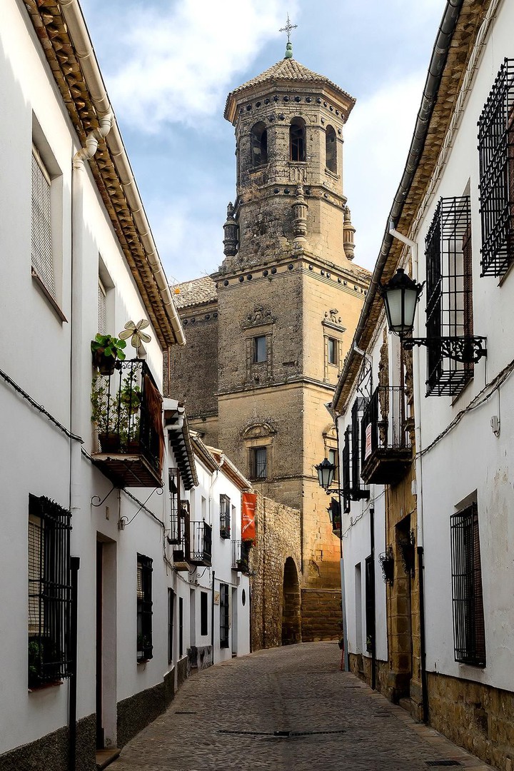 España