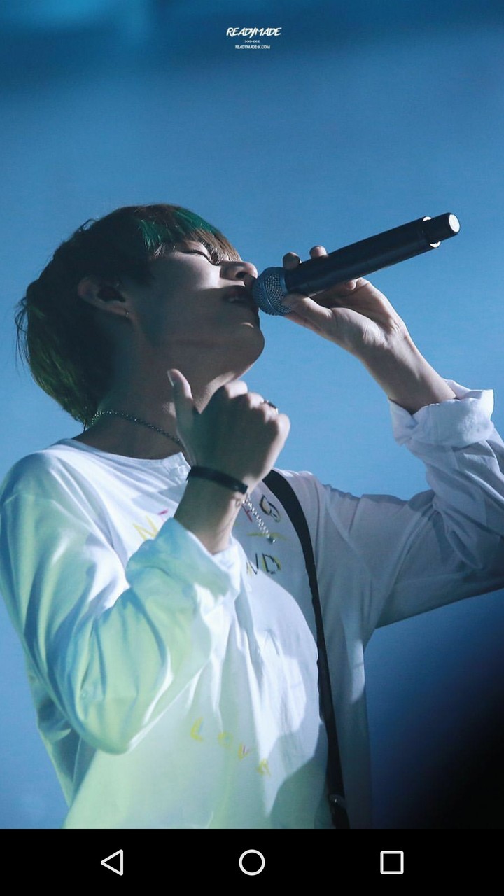 V singing