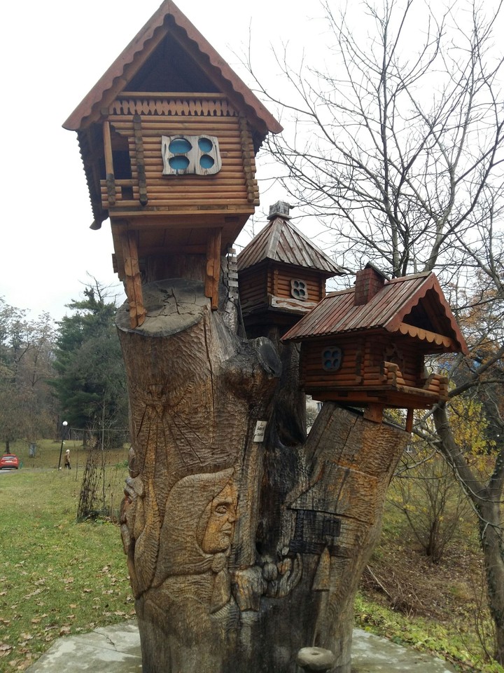A hut on chicken legs