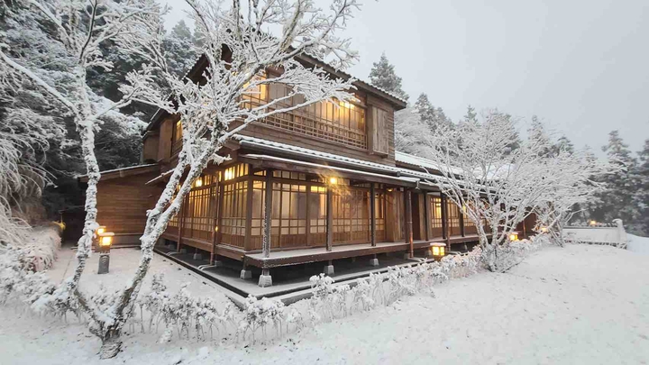 snow