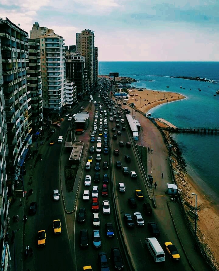 sea is beautiful
