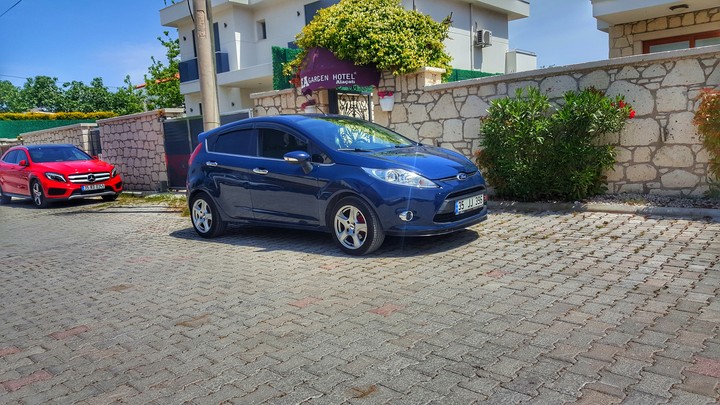 2012 Ford Fiesta. Alaçatı, izmir, Turkey