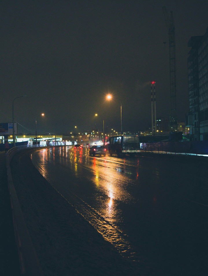 город