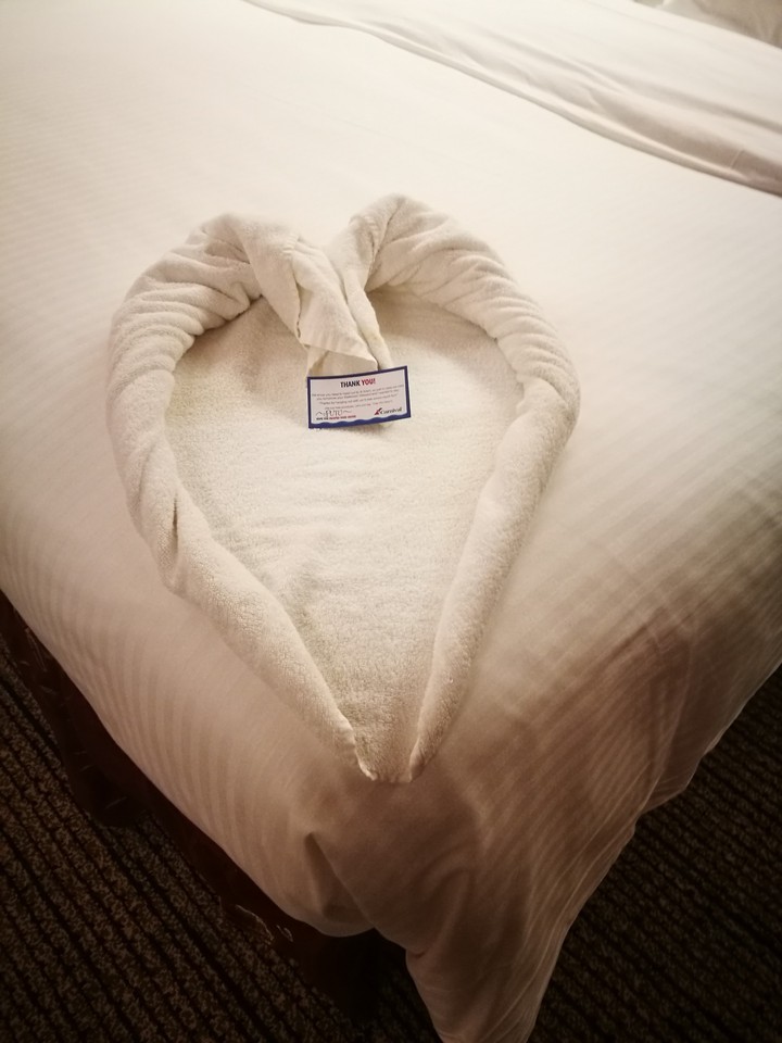 Towel heart
