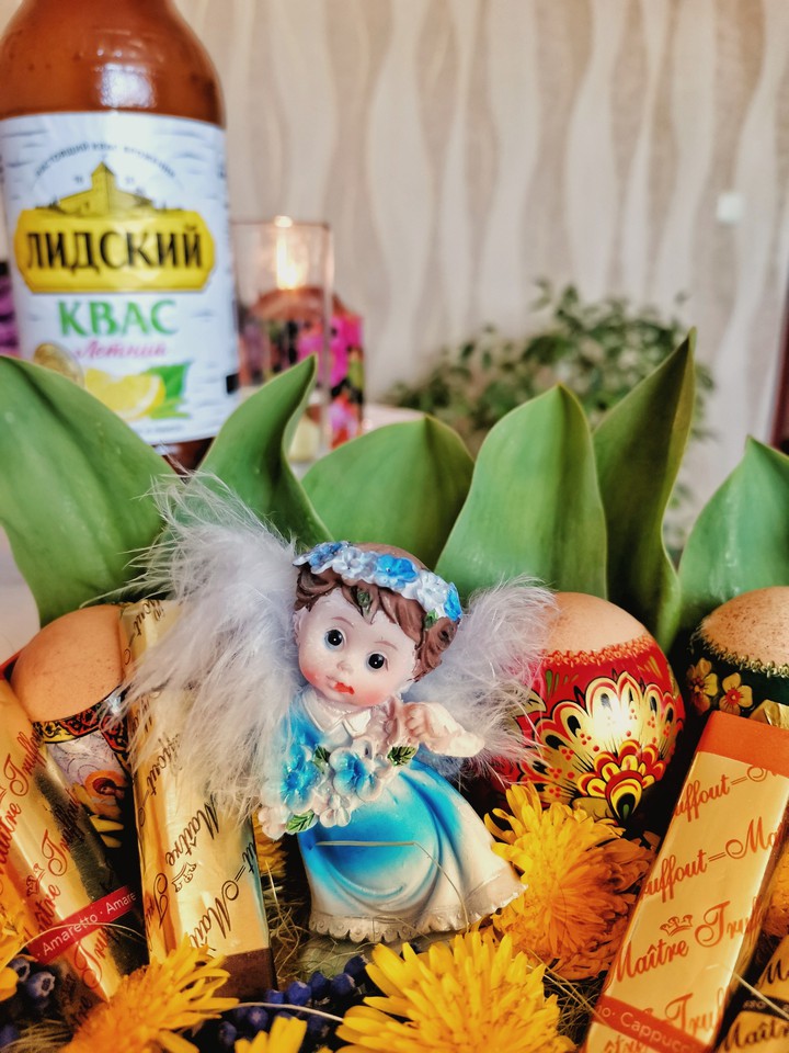 пасхальная композиция для украшения праздничного стола