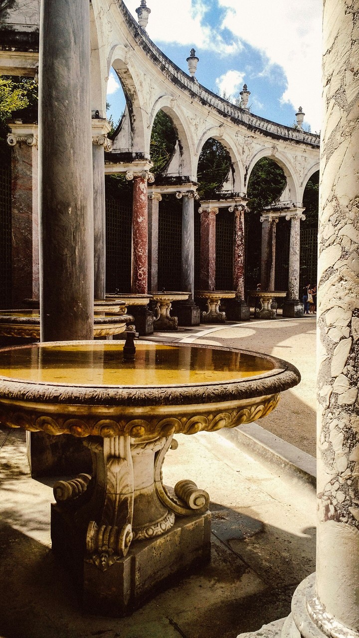 Versailles